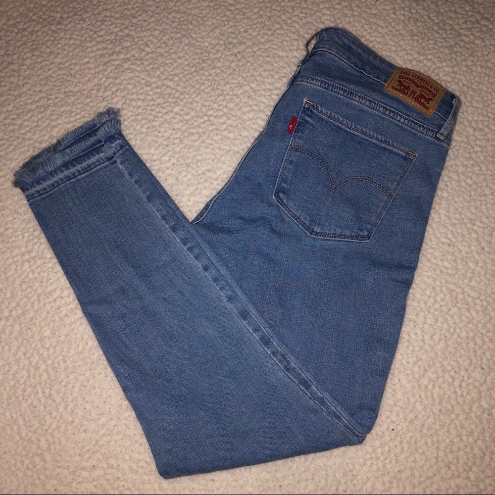 711 levi's 💙